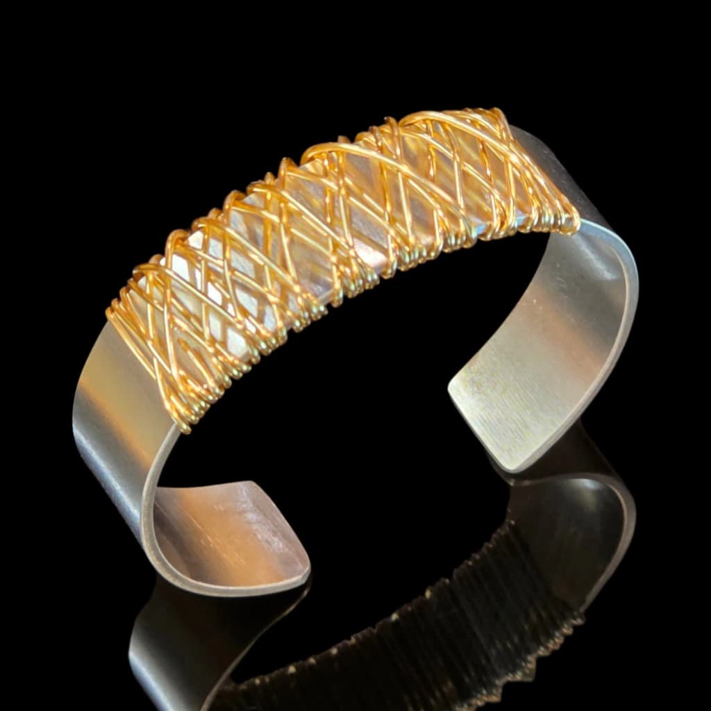 Pulsera CLASICA DORADA Desprolija #1